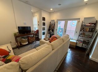 263 N 3rd St APT A, Philadelphia, PA 19106