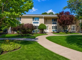 Beverly Manor 1736, Moline, IL 61265