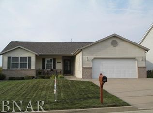 1400 Shannon Rd, Normal, IL 61761