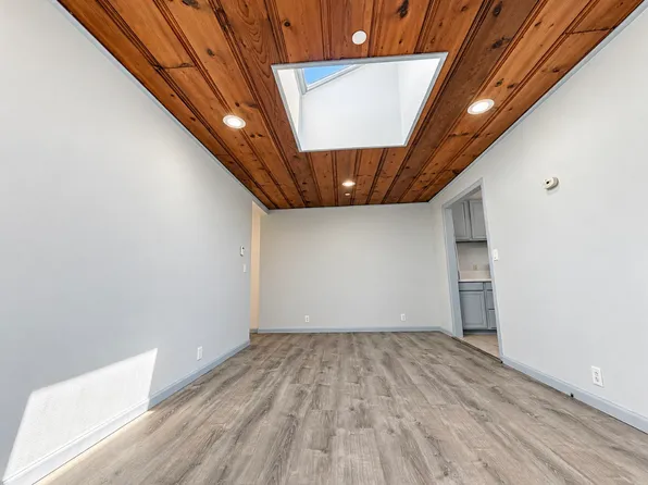 (undisclosed Address), Ventura, CA 93001