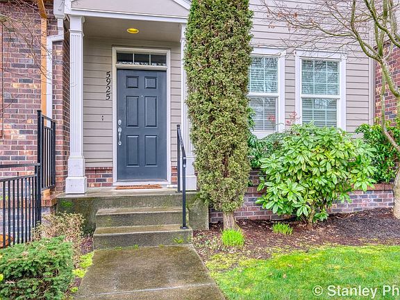 2nd image of 5925 NE Alder St
