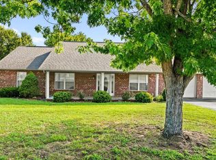 1710 Primrose Ct, Sevierville, TN 37862