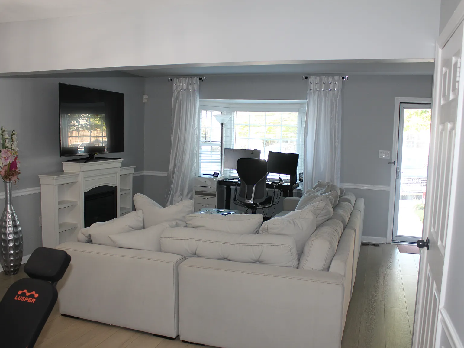 3 bed, 1800 sqft, $2,750 — Photo 3