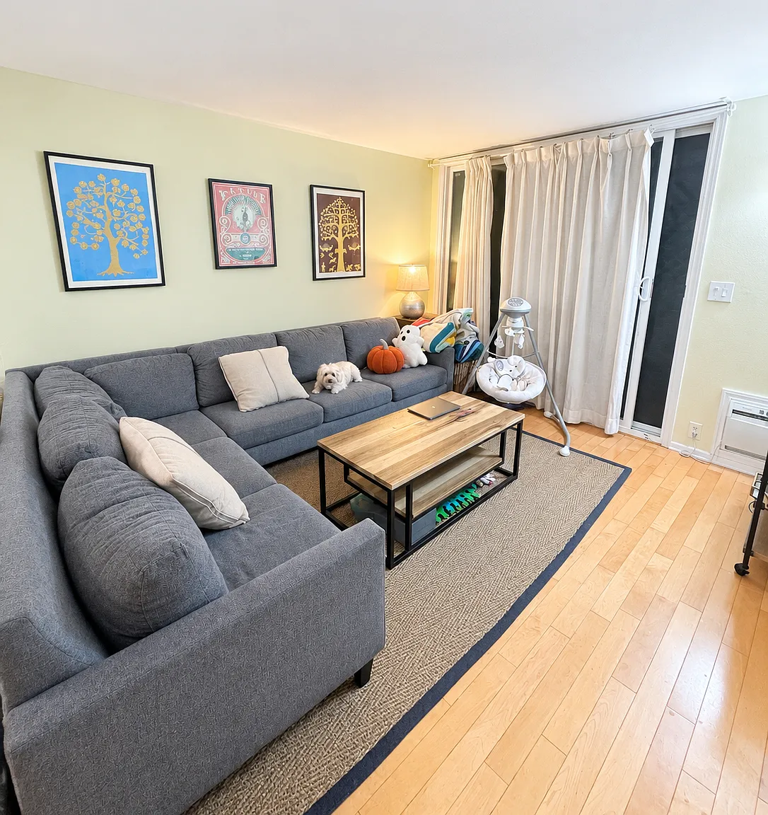 2 bed, 922 sqft, $3,398 — Photo 4