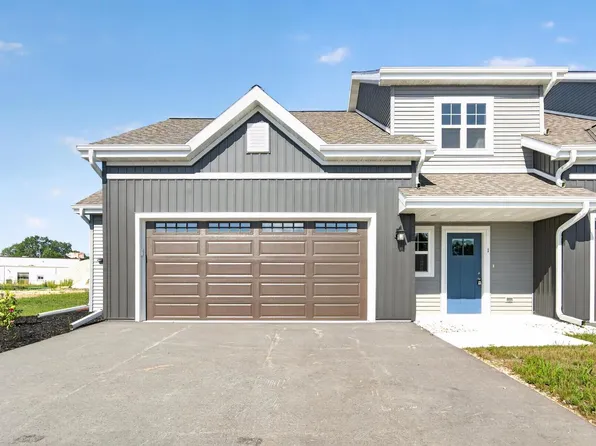 1675 Reigle DRIVE #1, Kewaskum, WI 53040