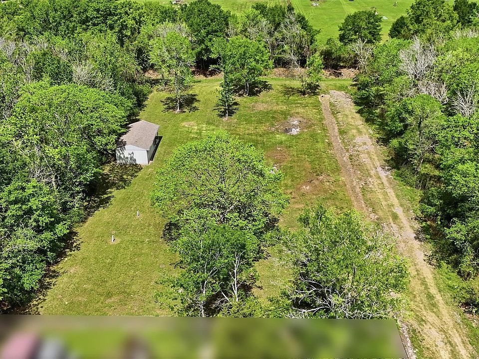1st image of 410 Jones Rd