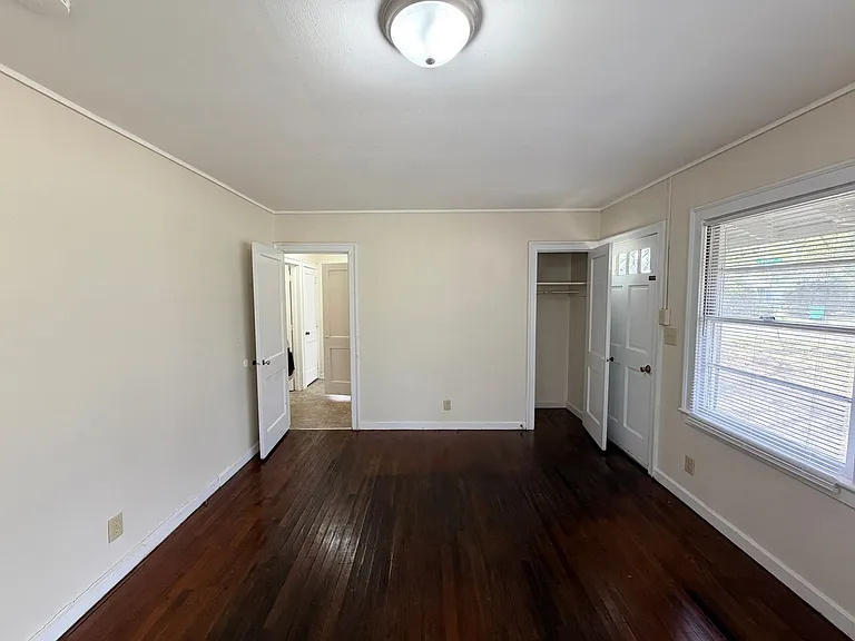 1701 N Troup St — Photo 6