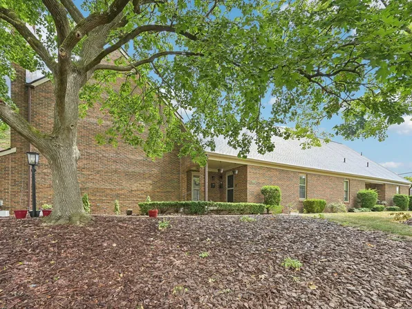 1535 Sandringham Ct, Columbus, OH 43220
