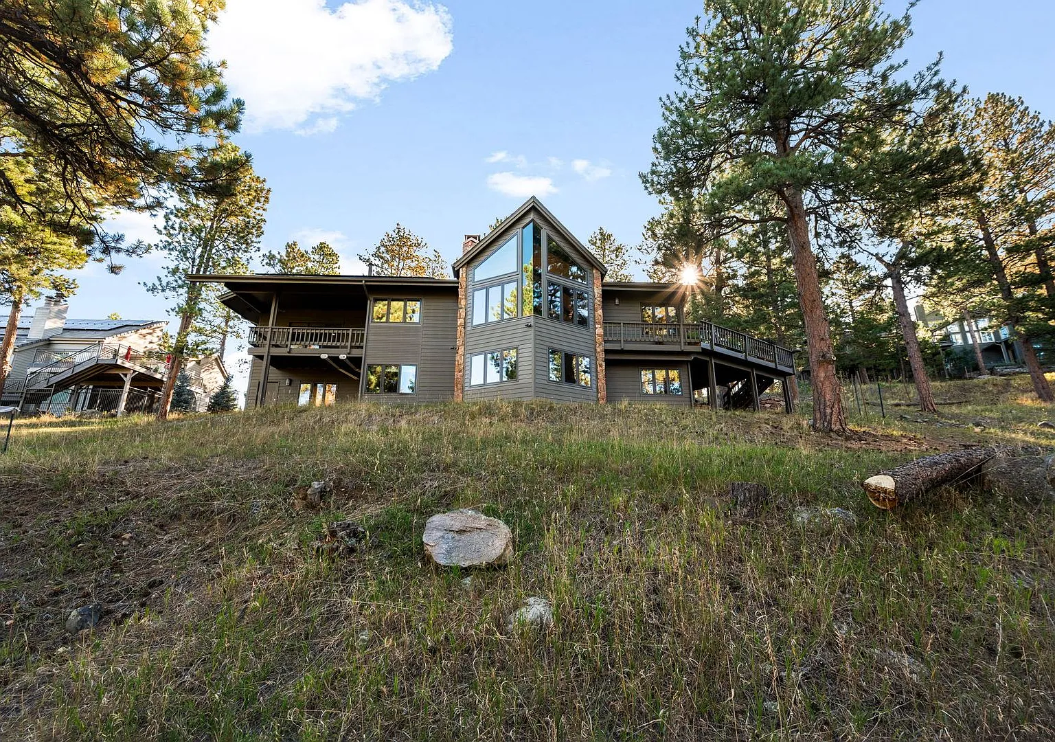 3BD, 2.5BA Mountain Home for Lease in Genesee with 3-Car Garage — Photo 1