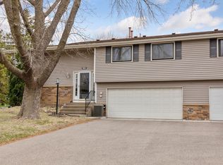 3694 Denmark Ave, Eagan, MN 55123