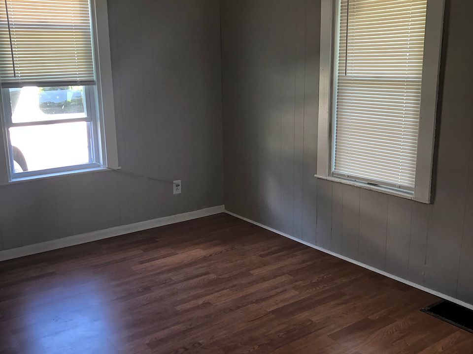 2nd image of 675 Migeon Ave