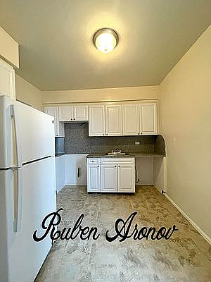 2nd image of 16201 Highland Ave #5