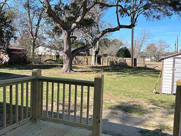 2nd image of 1802 Live Oak St