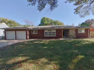 1114 N Parkwood Ln, Wichita, KS 67208