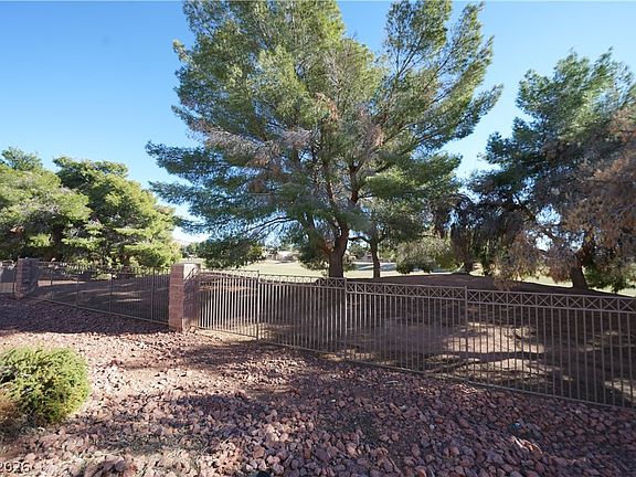 3rd image of 3400 Cabana Dr Unit 1071