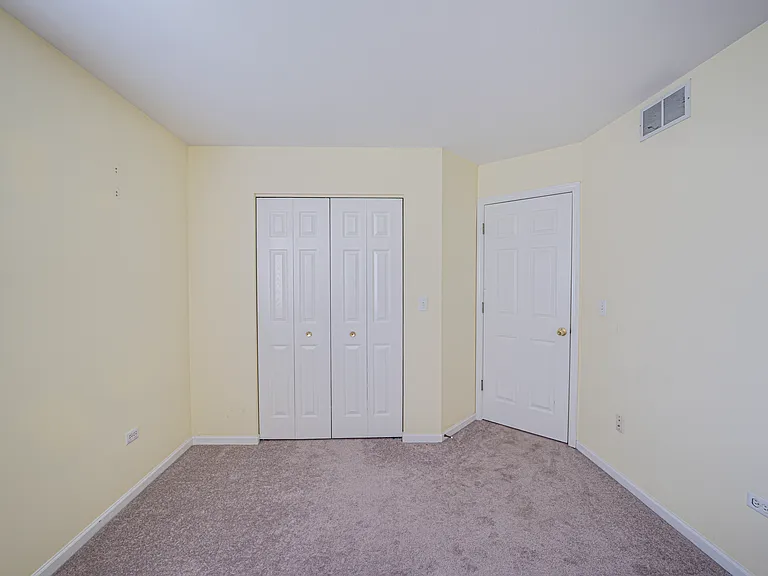 2464 Blue Spruce Ln — Photo 17