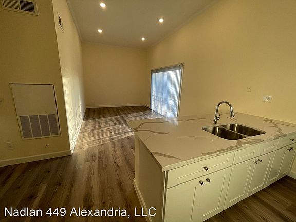 4th image of 449 S Alexandria Ave APT 209