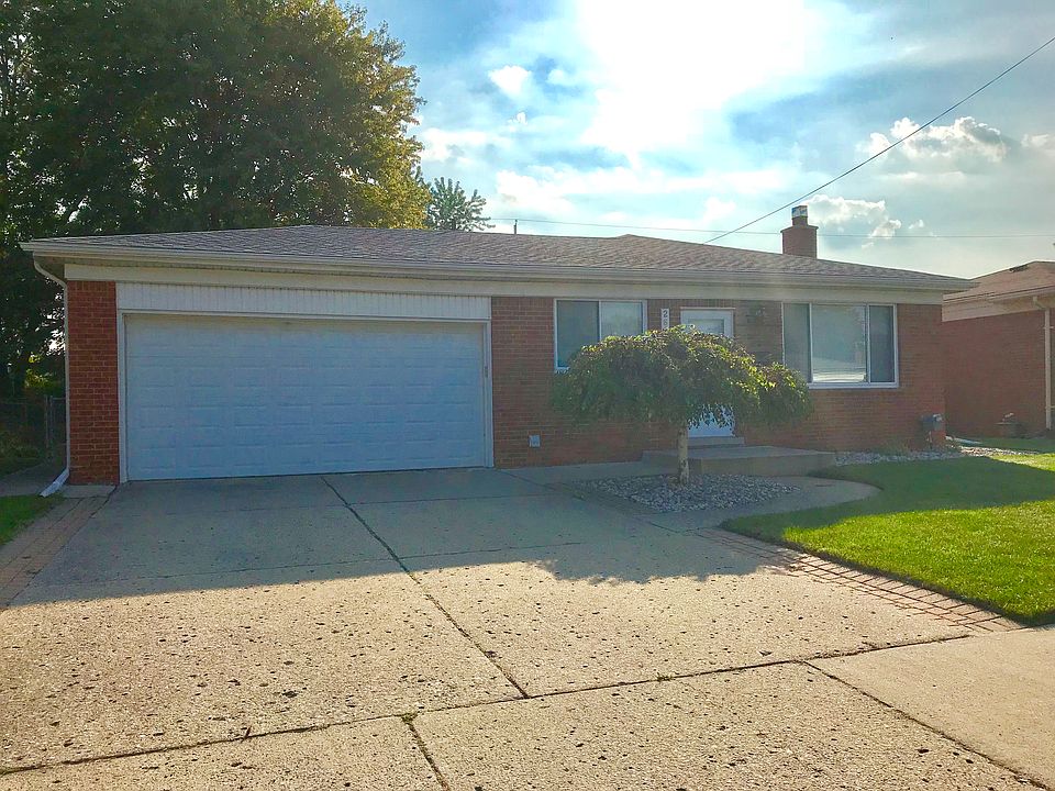 2nd image of 26652 Tom Allen Dr