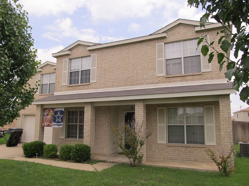 1st image of 4306 Rainlily St