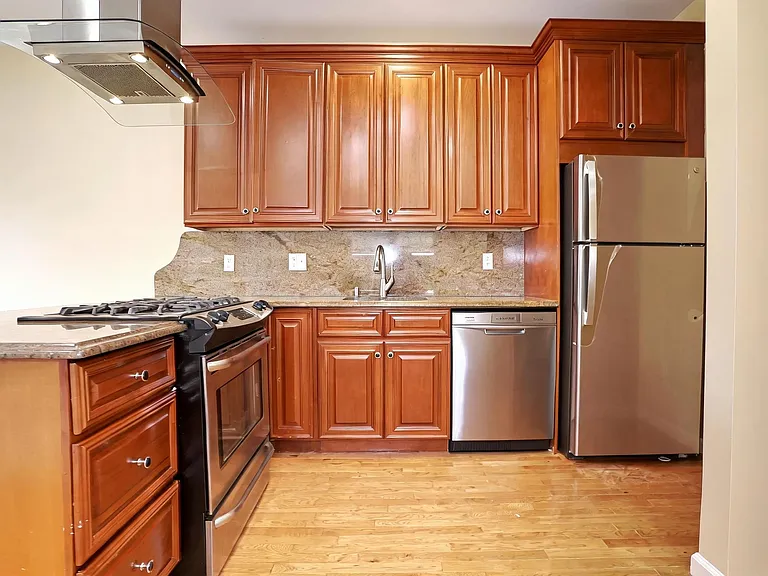 249 Winfield Ave #A — Photo 12