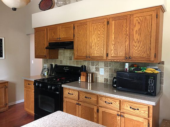 3rd image of 1700 Ashland Ave