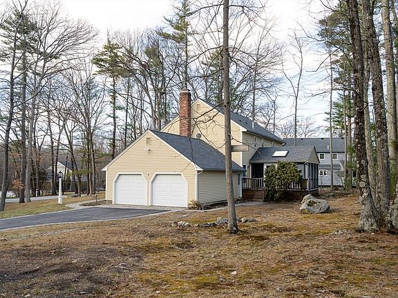 3rd image of 8 Highland Rd