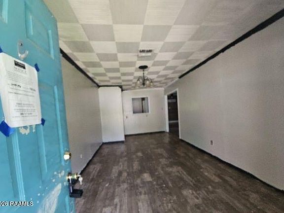 2nd image of 3343 Oscar Rivette St
