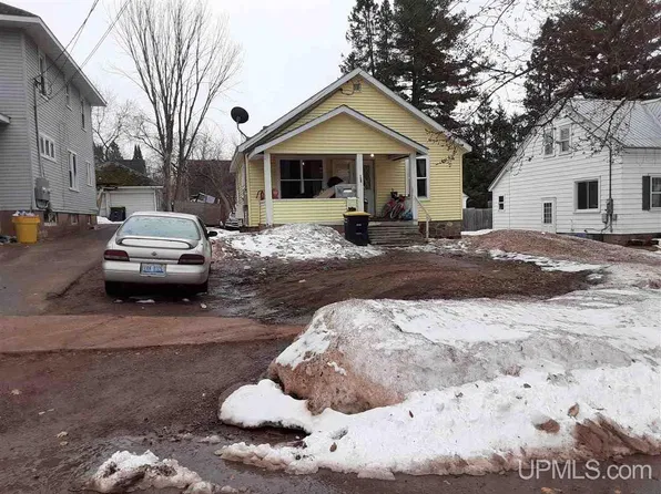 129 W Coolidge Ave, Ironwood, MI 49938