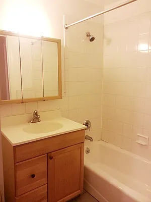 Rented by New York Residence | media 14