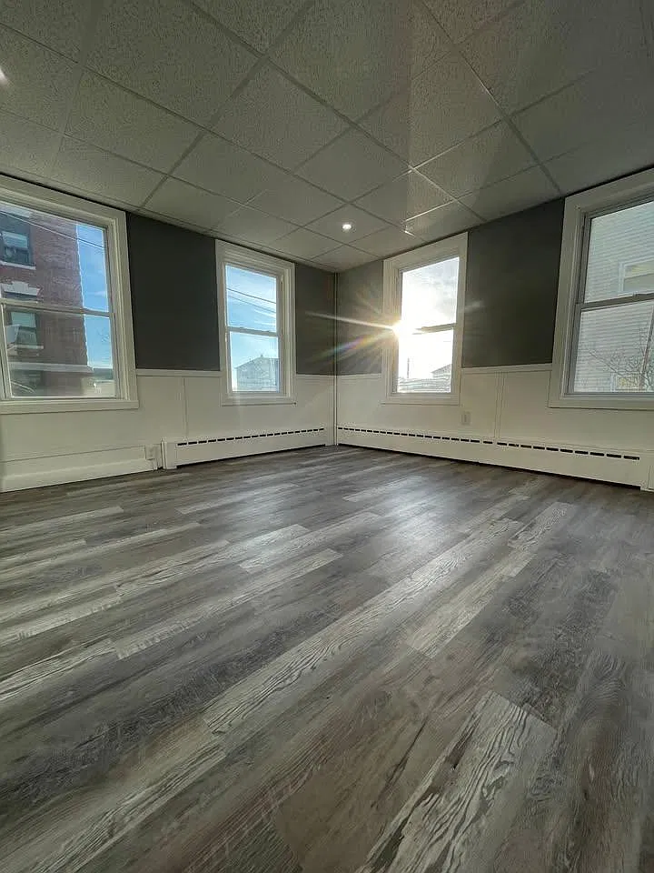 58 Edgemond St - 1w — Photo 2