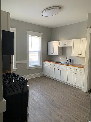 Floor plan 411-413 West Park - 411 1/2