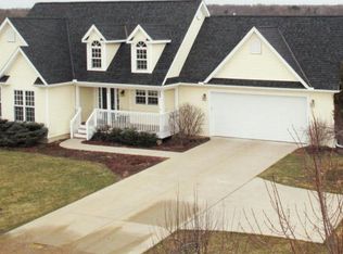 8903 N 17th St, Kalamazoo, MI 49009
