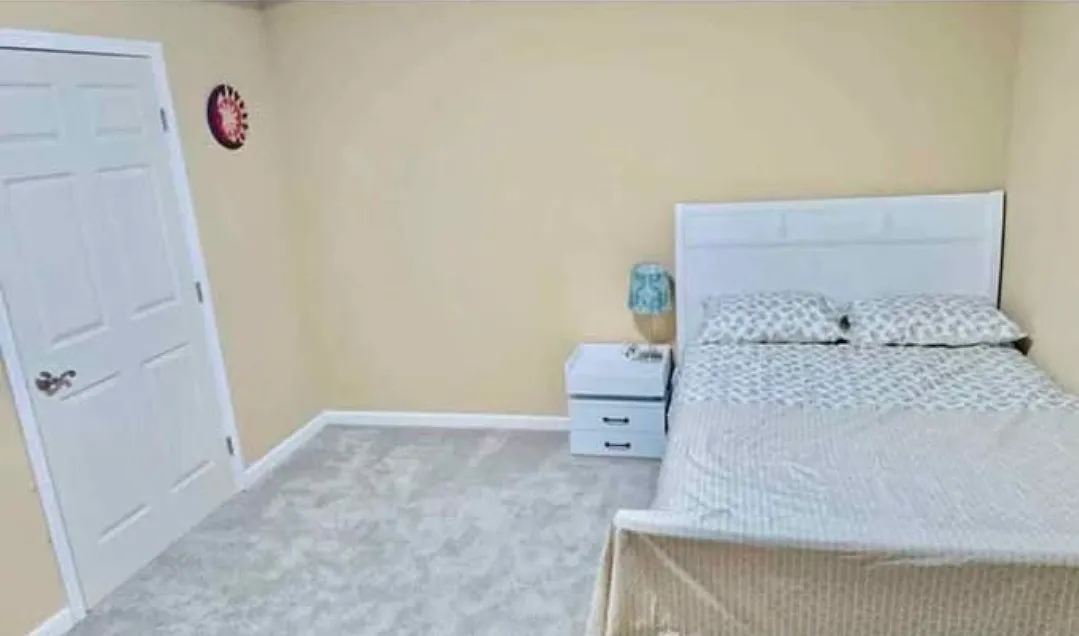 2 bed, $2,200 — Photo 1