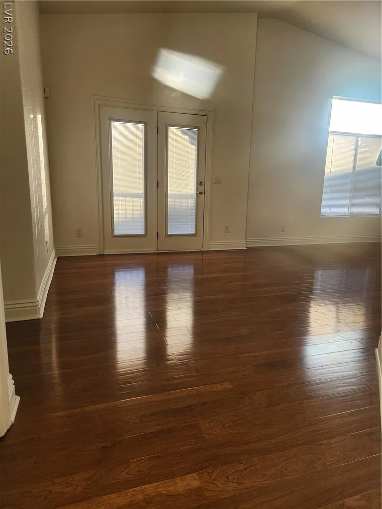 2 bed, 2.0 bath, 1128 sqft, $1,735 — Photo 4