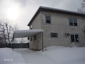2nd image of 388 Earl St