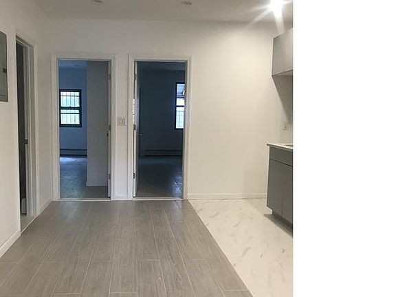 4th image of 1060 Colgate Ave Floor 2