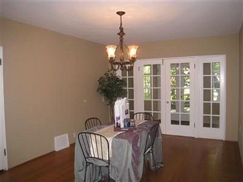5th image of 36136 N Center St