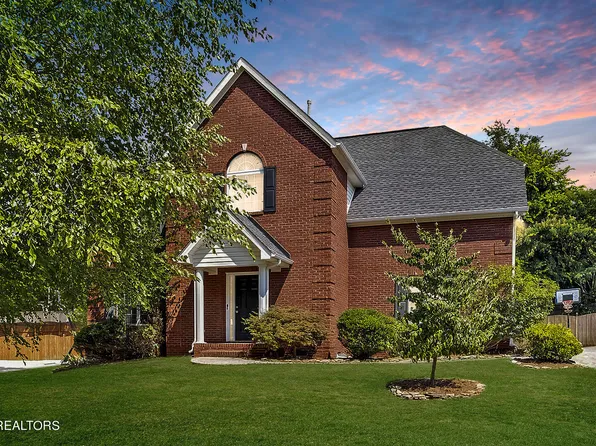 12625 Coral Reef Cir, Knoxville, TN 37922