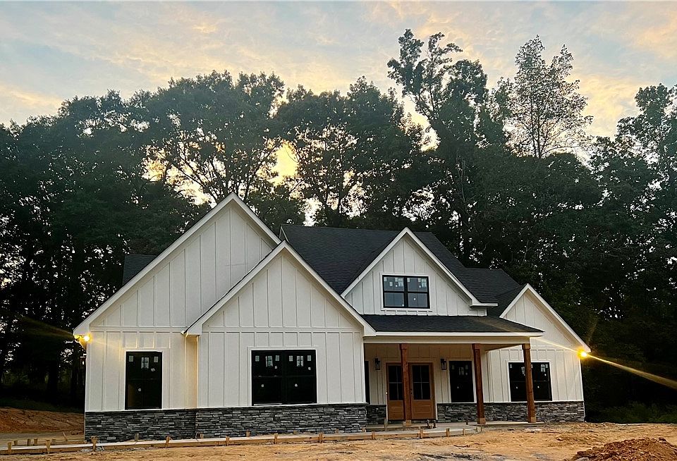 2nd image of 645 Lee Road 238
