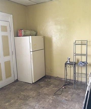 2nd image of 44 Jewett Ave