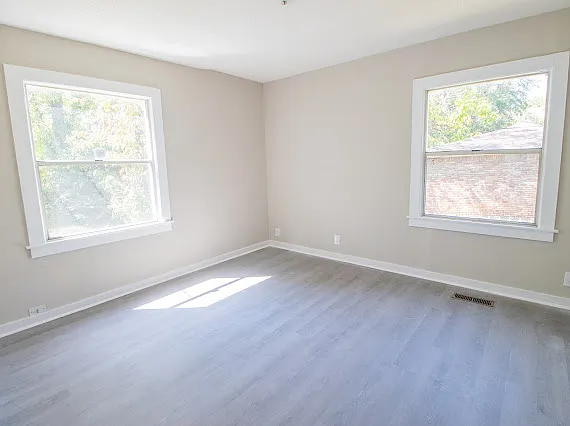 312 25th St SW — Photo 26
