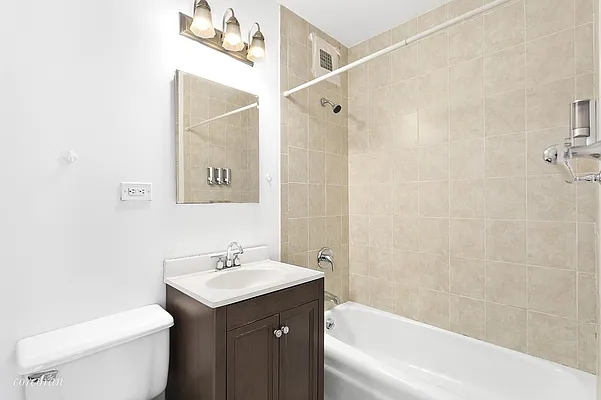 Rented by Corcoran | media 14