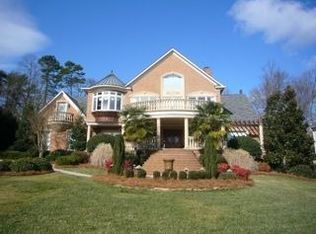 19033 Double Eagle Dr, Cornelius, NC 28031