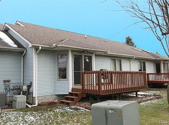 3rd image of 1072 Julie Dr #47