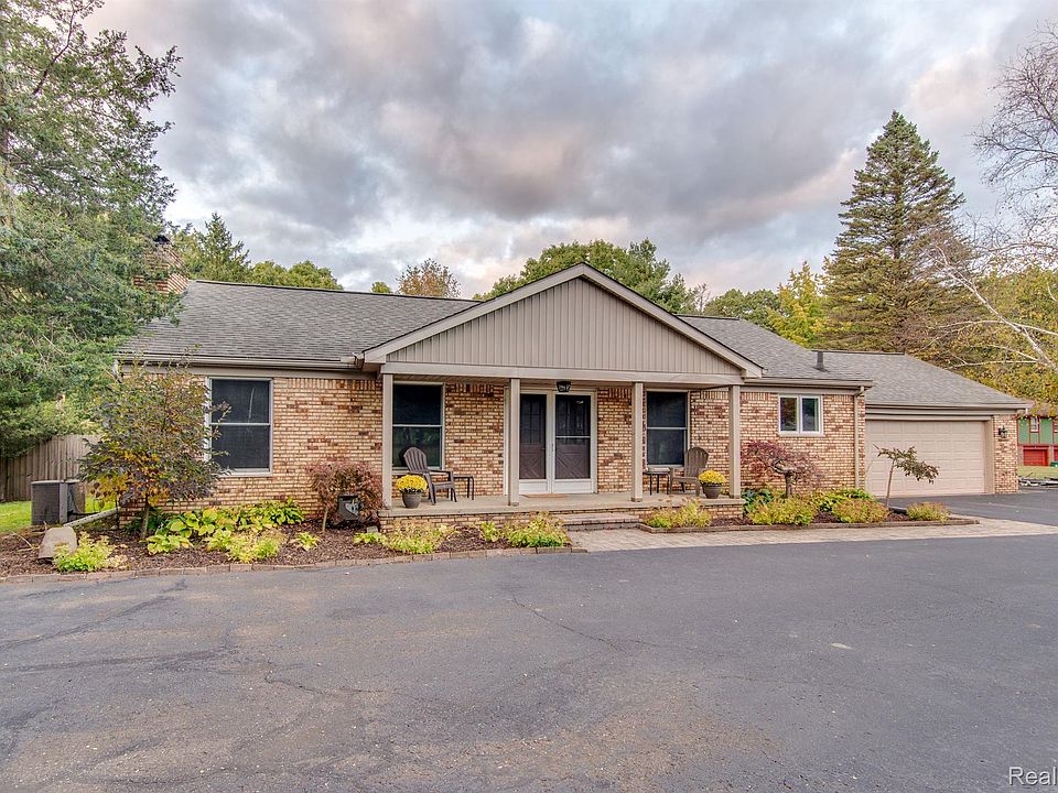 1st image of 2168 Glen Iris Dr