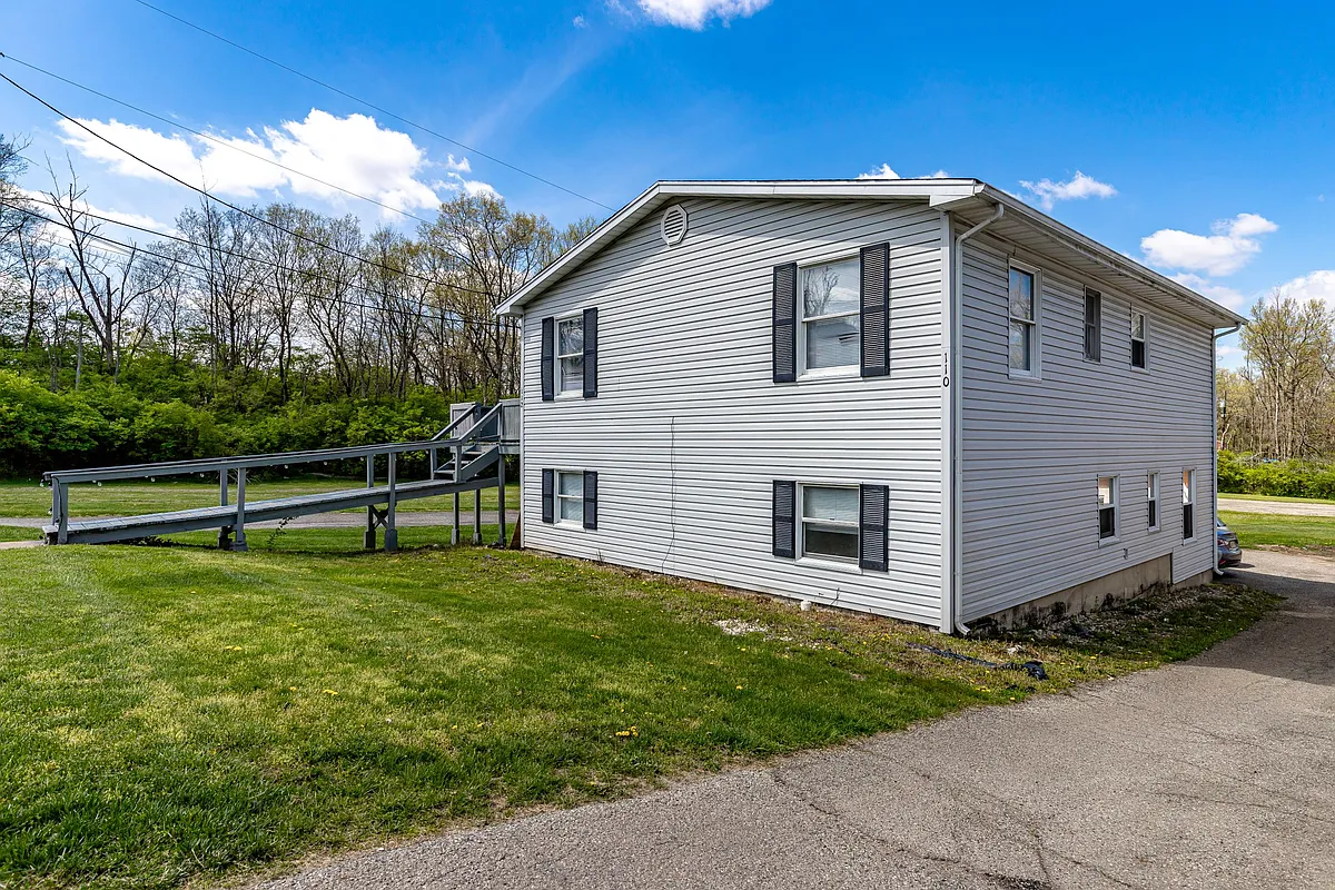 Building Photo - 110 Homestead Ave #112