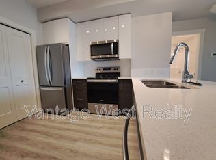 191 Hollywood Rd S #320, Kelowna, BC V1X0B5