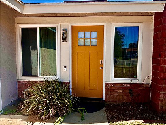 3rd image of 2969 Crestwood Pl