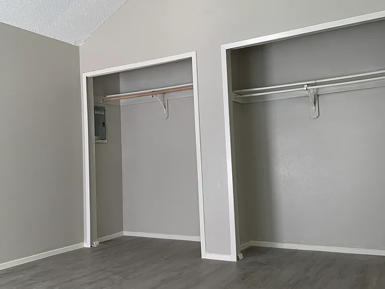 6114 W Mount Houston Rd #C — Photo 7