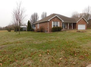 105 E Hazel St, Monett, MO 65708